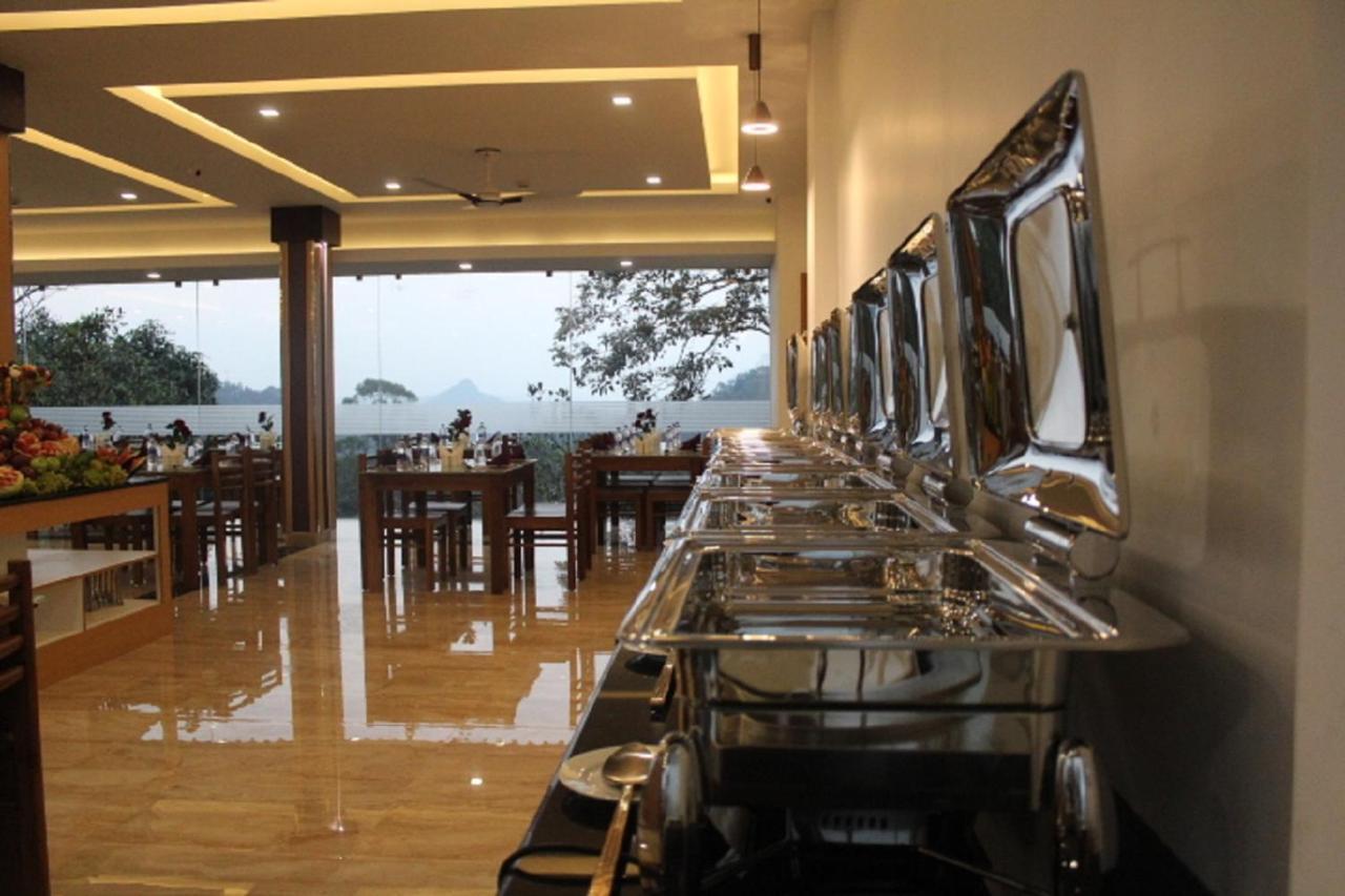 The Lakeview Munnar Buitenkant foto