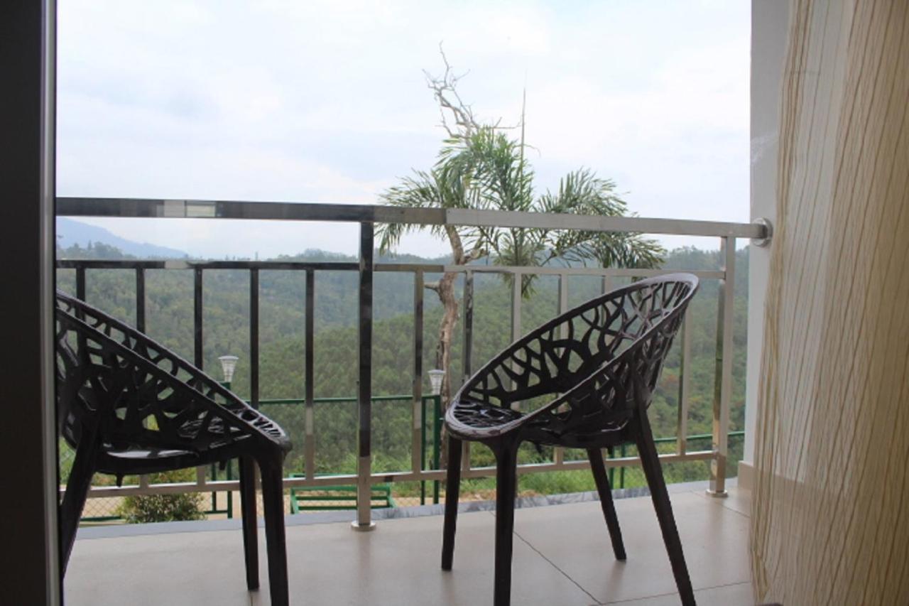 The Lakeview Munnar Buitenkant foto