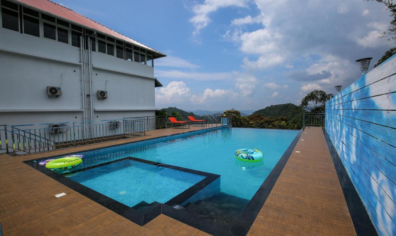 The Lakeview Munnar Buitenkant foto